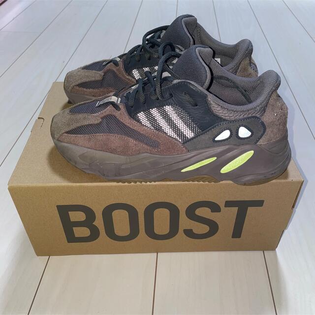 yeezy boost 700 26.5cm