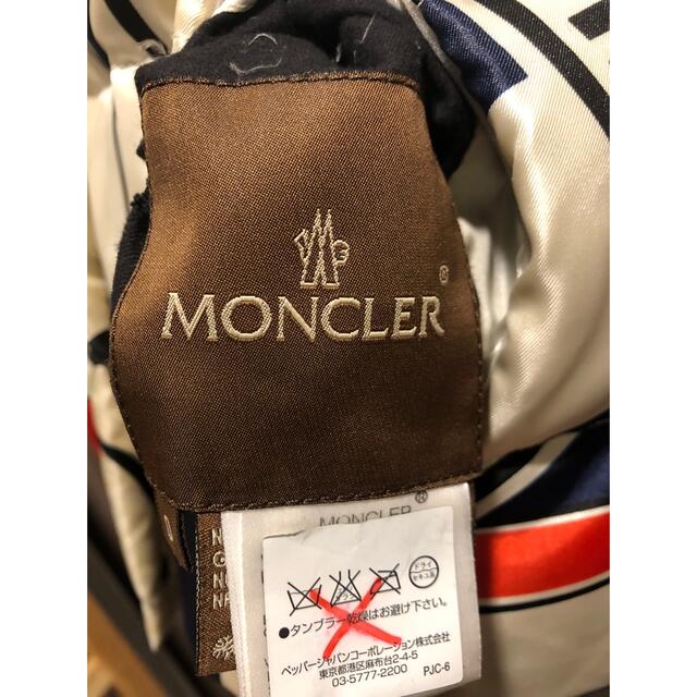 MONCLER(モンクレール)のMoncler レディースのジャケット/アウター(ダウンベスト)の商品写真