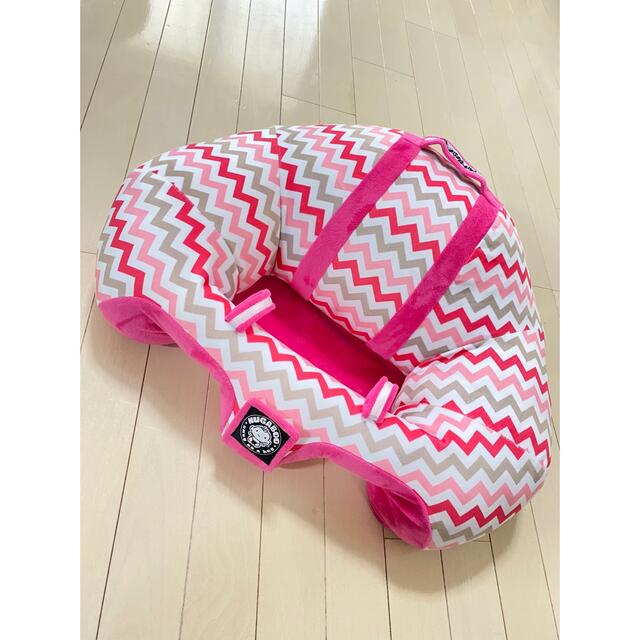 Bumbo(バンボ)のHUGABOO JAPAN ハガブー お座り練習 ベビーチェア キッズ/ベビー/マタニティのキッズ/ベビー/マタニティ その他(その他)の商品写真