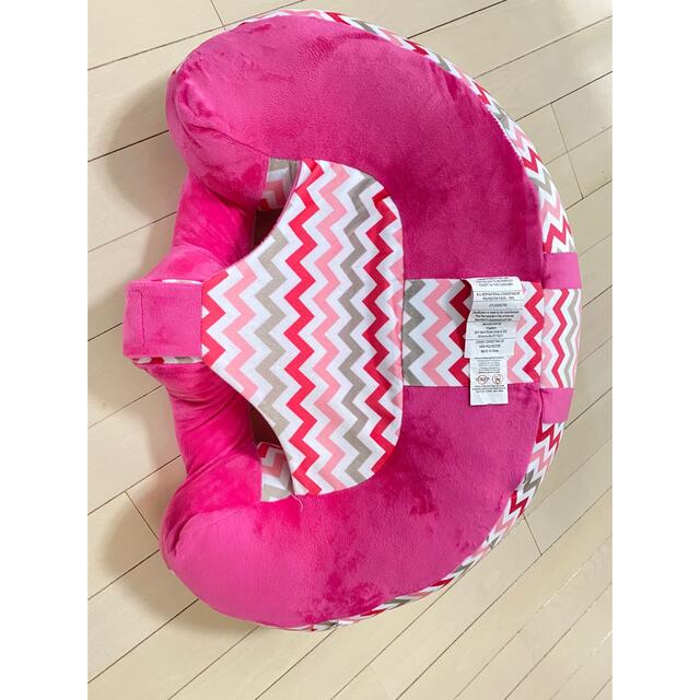 Bumbo(バンボ)のHUGABOO JAPAN ハガブー お座り練習 ベビーチェア キッズ/ベビー/マタニティのキッズ/ベビー/マタニティ その他(その他)の商品写真