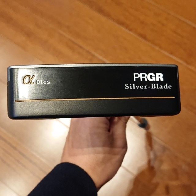PRGR(プロギア)のPRGR パター silver blade α01CS 33インチ スポーツ/アウトドアのゴルフ(クラブ)の商品写真