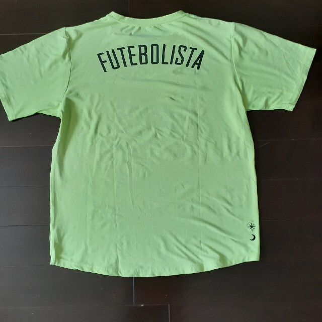 LUZ(ルース)のLUZ  ルースイソンブラ Tシャツ Lサイズ スポーツ/アウトドアのサッカー/フットサル(ウェア)の商品写真