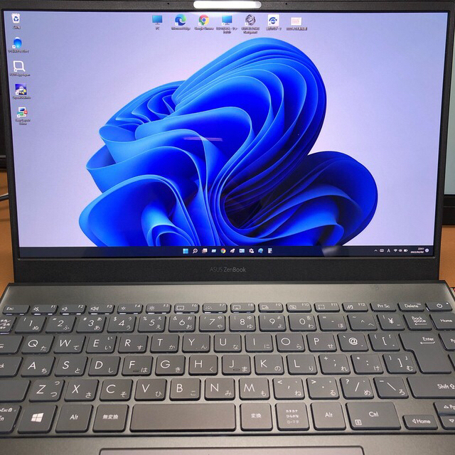 【メール便送料無料対応可】 - ASUS 有機EL ZenBook13ノートPC ディスプレイ　ASUS ノートPC