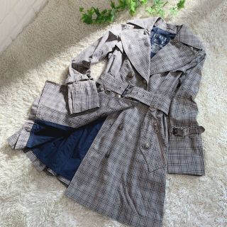 バーバリーブルーレーベル グレー トレンチコート(レディース)の通販