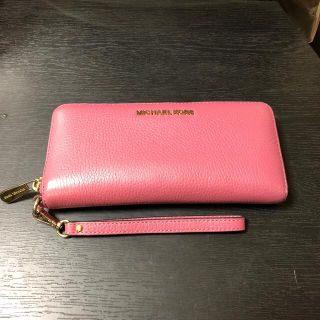 マイケルコース(Michael Kors)の❤️マイケルコース　ローズピンク　ラウンドファスナー財布❤️(財布)