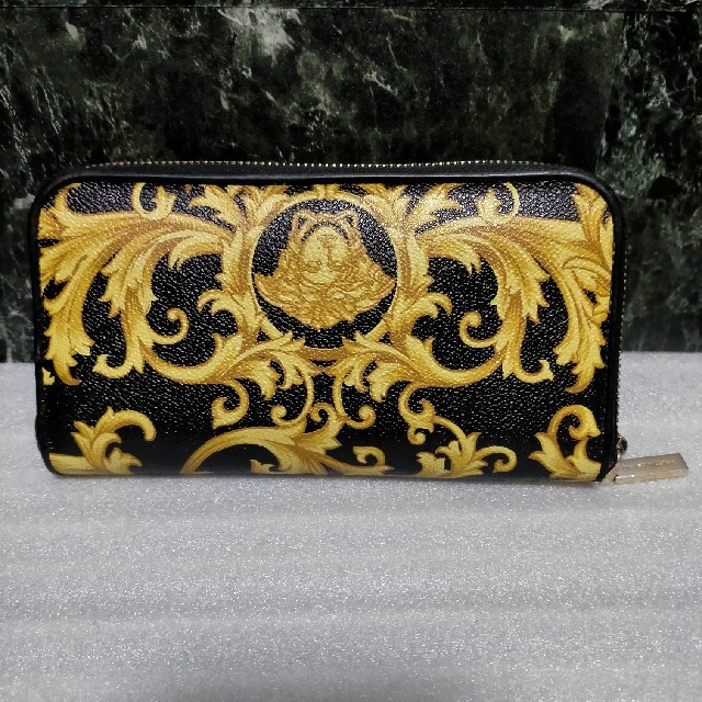 Gianni Versace - VERSACE バロック柄ラウンドファスナー長財布の通販