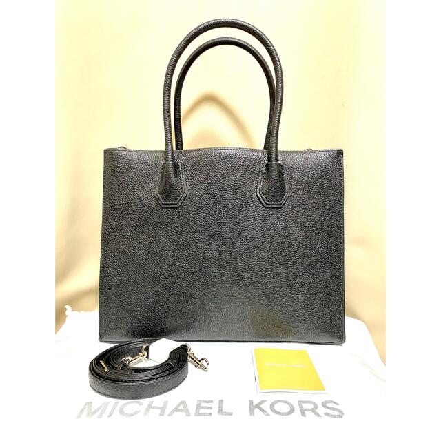 Michael Kors(マイケルコース)の✴︎新品未使用✴︎マイケルコース2wayトート マーサー スタッズ×グロメット レディースのバッグ(トートバッグ)の商品写真