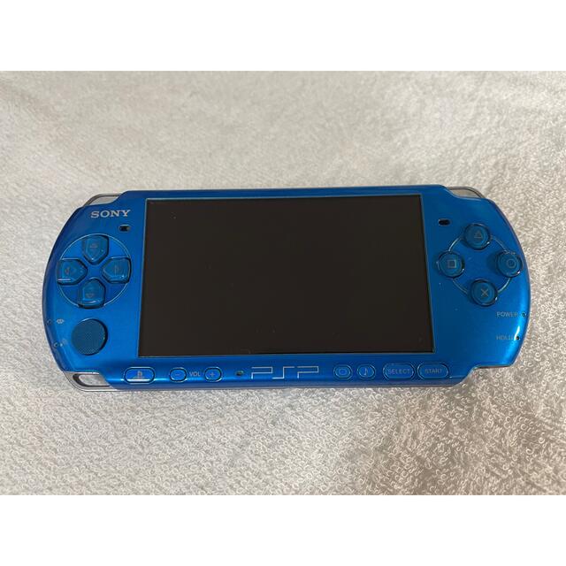 PlayStation Portable(プレイステーションポータブル)の良品　PSP-3000  バイブラントブルー エンタメ/ホビーのゲームソフト/ゲーム機本体(携帯用ゲーム機本体)の商品写真