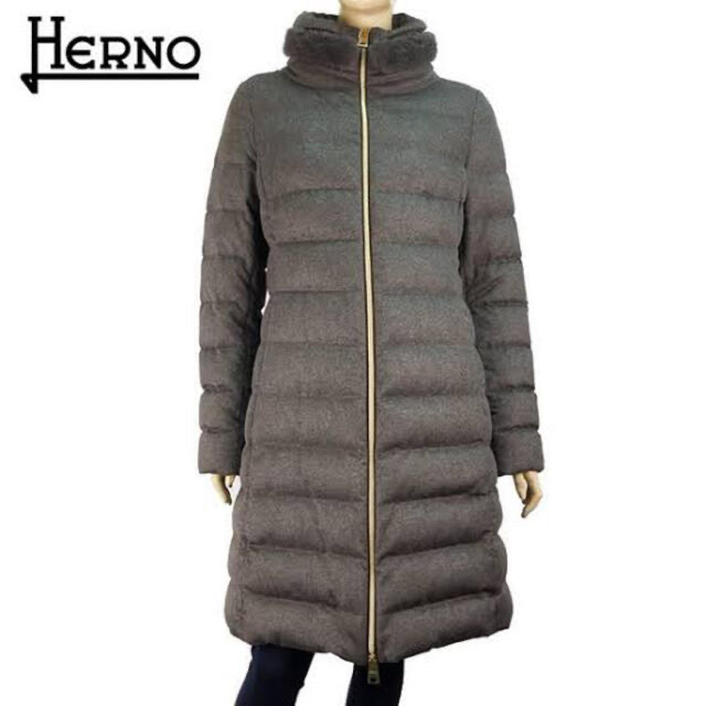 HERNO(ヘルノ)のNaoming様  HERNO ミンクファー付き カシミヤ混シルク ライトグレー レディースのジャケット/アウター(ダウンコート)の商品写真