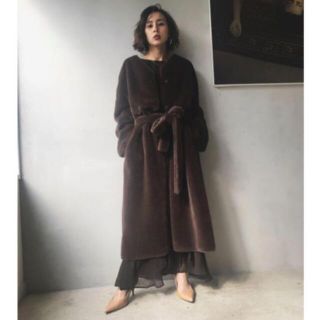 アメリヴィンテージ(Ameri VINTAGE)のAmeri 2WAY SOFT BOA LONG COAT ブラウン(毛皮/ファーコート)