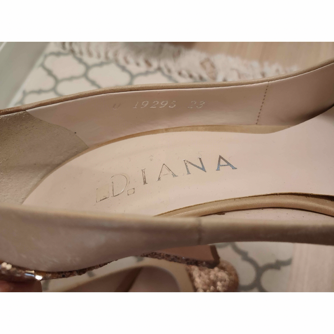 DIANA(ダイアナ)のDiana ハイヒール　クリム色　結婚式　23cm 本革 レディースの靴/シューズ(ハイヒール/パンプス)の商品写真