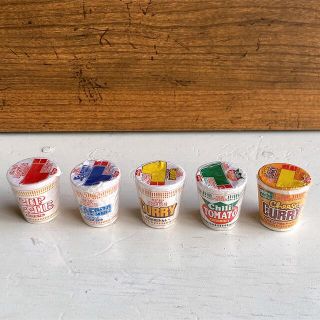 ニッシンショクヒン(日清食品)の日清カップヌードル⭐︎ミニチュア消しゴム⭐︎5種セット(消しゴム/修正テープ)