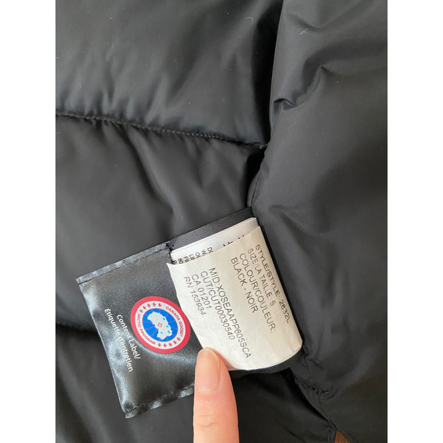 CANADA GOOSE(カナダグース)のカナダグースダウンベスト レディースのジャケット/アウター(ダウンベスト)の商品写真