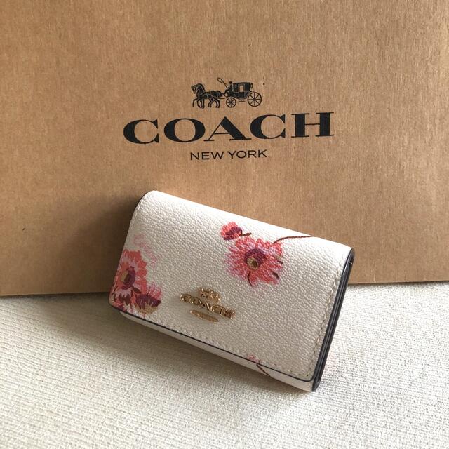 タグ付き新品★COACH コーチ レザー 花柄 5連キーケース(リング付き)