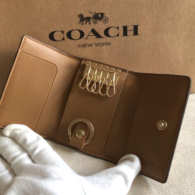 新作　新品　COACH　キーケース　キーリング　花柄