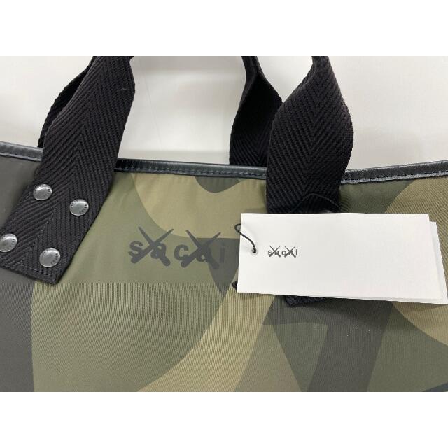 sacai(サカイ)の【未使用】sacai x KAWS Tote bag Medium レディースのバッグ(トートバッグ)の商品写真