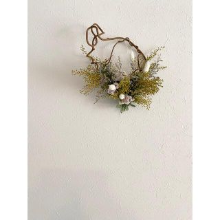 春が待ち遠しい ライムyellowミモザの蕾のハーフリース②の通販 by 春が待ち遠しい ライムyellowミモザの蕾のハーフリース②の通販 by