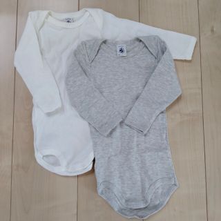 プチバトー(PETIT BATEAU)のプチバトーPetitBateau 肌着　ロンパース(肌着/下着)