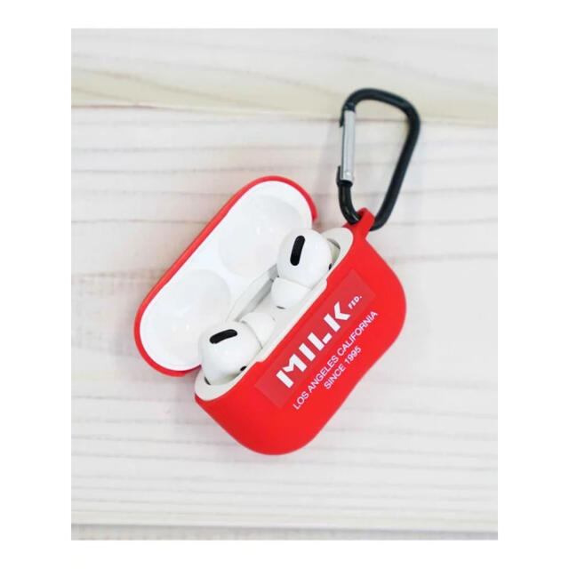 MILKFED.(ミルクフェド)のミルクフェド　AIRPODS PRO CASE スマホ/家電/カメラのスマホアクセサリー(モバイルケース/カバー)の商品写真