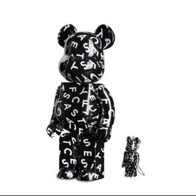 BE@RBRICK x CASETiFY 100% & 400%