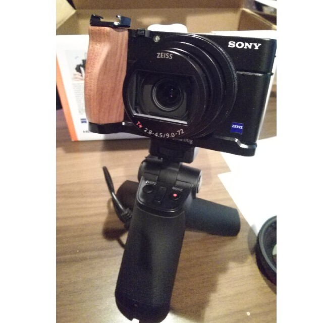 SONY(ソニー)のSONY Cyber−Shot RX DSC-RX100M7 保証おまけ有 スマホ/家電/カメラのカメラ(コンパクトデジタルカメラ)の商品写真