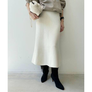 アパルトモンドゥーズィエムクラス(L'Appartement DEUXIEME CLASSE)のL'Appartement Knit Flare Skirt タグ付き 36 白(ロングスカート)