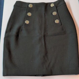 エイチアンドエム(H&M)のH&Mのブラックの膝丈スカート(ひざ丈スカート)
