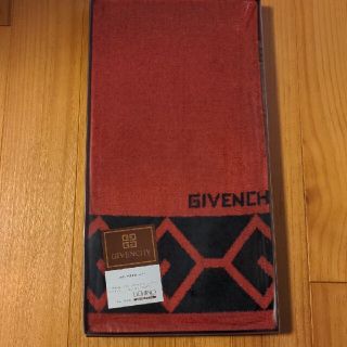 ジバンシィ(GIVENCHY)の新品GIVENCHYスポーツタオル(タオル/バス用品)