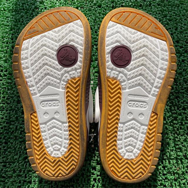 crocs(クロックス)のcrocs フロントコート クロッグ ホワイト/ゴールド レディースの靴/シューズ(サンダル)の商品写真
