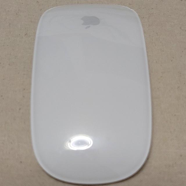 Mac (Apple)(マック)のApple マジックマウス　A1296 Magic Mouse スマホ/家電/カメラのPC/タブレット(PC周辺機器)の商品写真