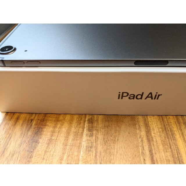 Apple(アップル)のiPad Air 4 64GB Wi-Fi+Cellularモデル simフリー スマホ/家電/カメラのPC/タブレット(タブレット)の商品写真