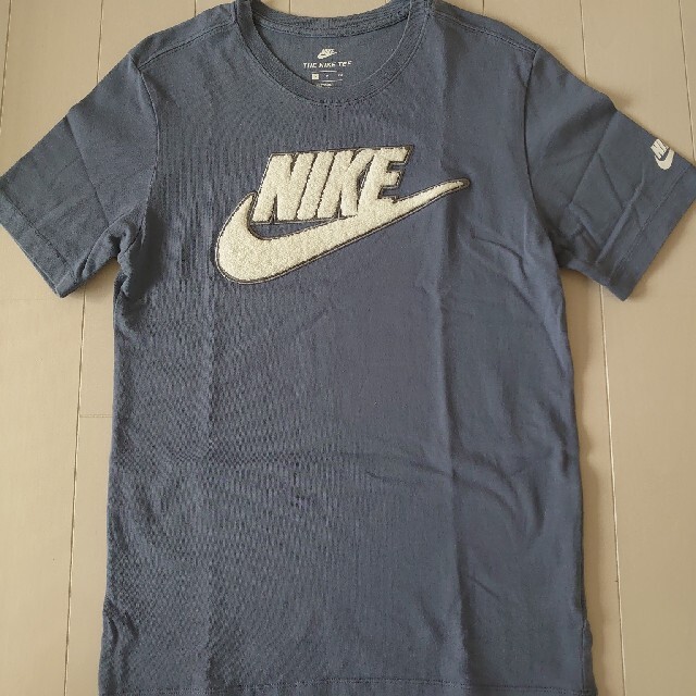 NIKE(ナイキ)の♡NIKE♡ナイキロゴTシャツ レディースのトップス(Tシャツ(半袖/袖なし))の商品写真