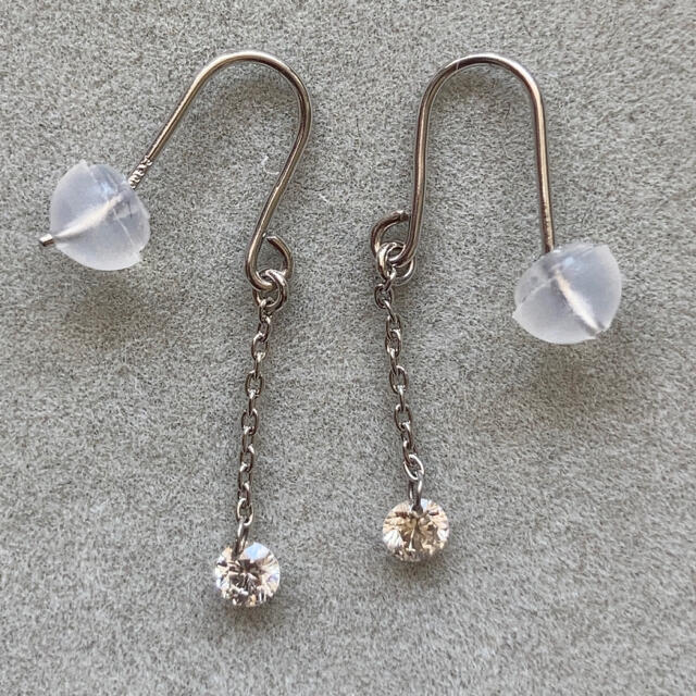 Pt900 0.40ct 一粒 ご褒美 アメリカン 6本爪 0.2カラット スイング フック ギフト 0.4カラット ダイヤモンド 揺れる プラチナ ダイヤ ピアス AL-0392 Pt900 0.40ct 一粒 ご褒美 アメリカン 6本爪 0.2カラット スイング フック ギフト 0.4カラット ダイヤモンド 揺れる プラチナ ダイヤ ピアス AL-0392