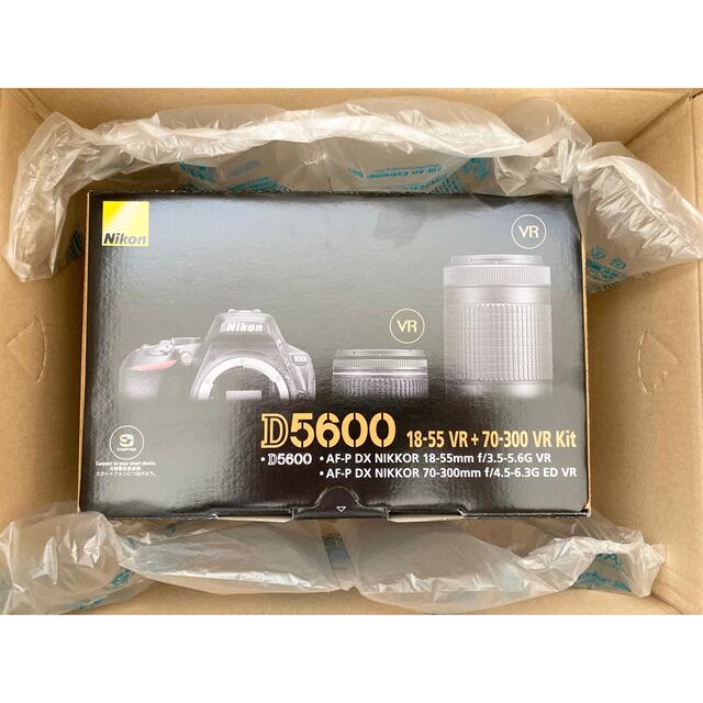 【新品】Nikon D5600 ダブルズームキット