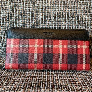 コーチ(COACH)のショプバ・箱付き　長財布　赤チェック(財布)