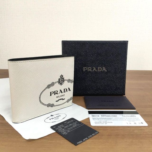 PRADA - 未使用品 PRADA 二つ折り財布 2MO738 ホワイト 224