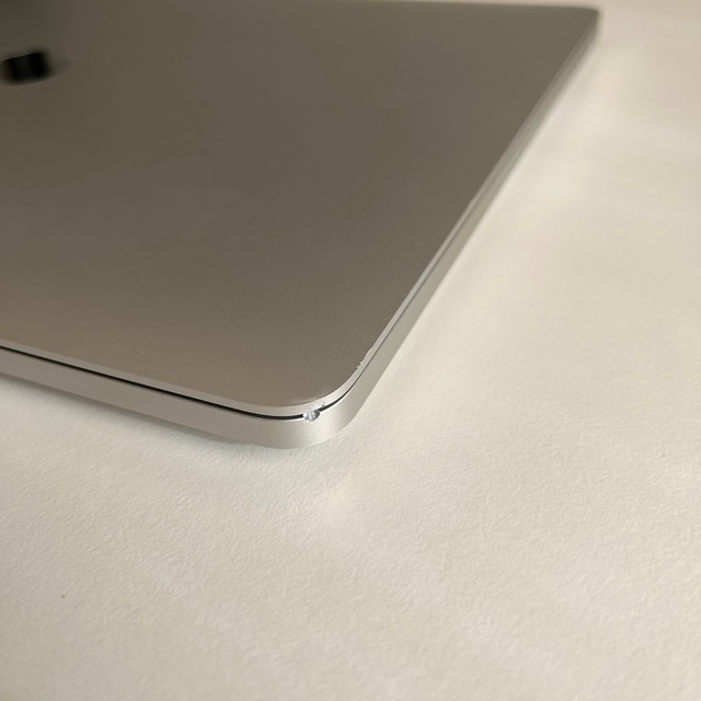 2017 MacBook Pro 13インチ 256GB シルバー