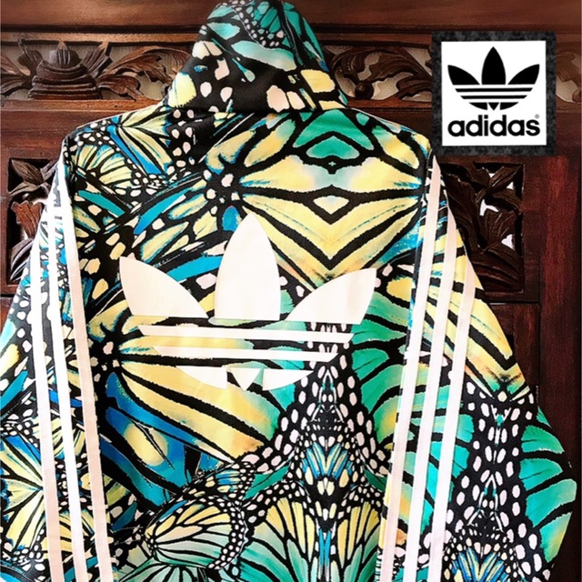 adidasオリジナルス　花柄ブルゾン