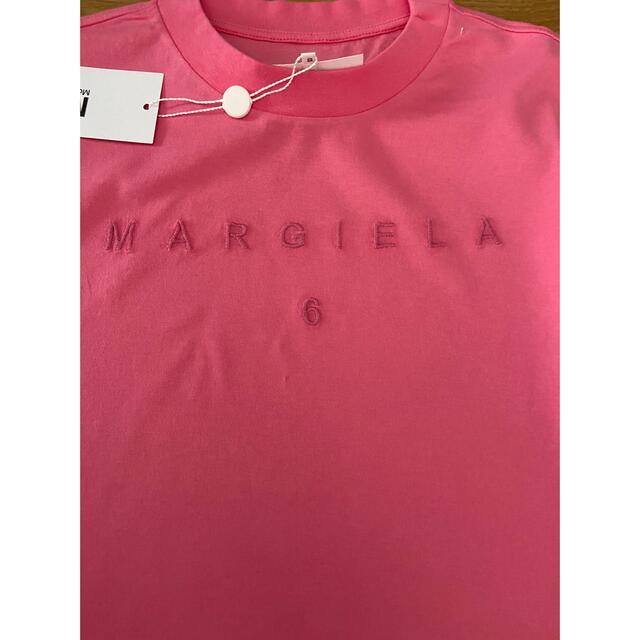 MM6(エムエムシックス)の新品・未使用　mm6  ピンクTシャツドレス レディースのトップス(Tシャツ(半袖/袖なし))の商品写真
