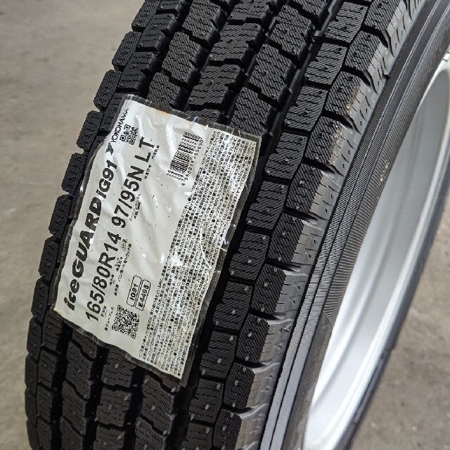 スタッドレスタイヤ    165/80R14  97/95N  LT 1