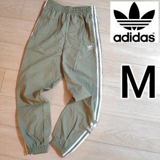 アディダス(adidas)のadidas 薄緑 ウーブン トラックパンツ ジャージ アディダス レディースM(その他)