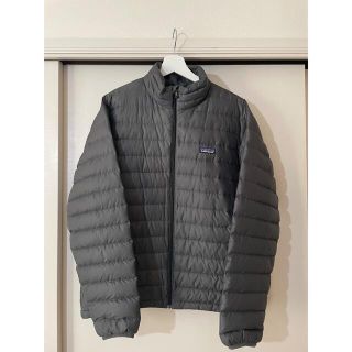 パタゴニア(patagonia)のパタゴニア 84673 グレー　(ダウンジャケット)