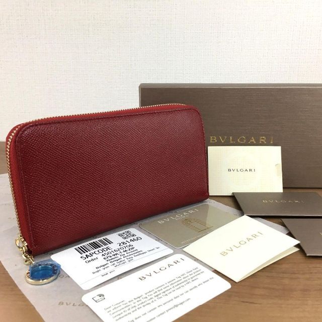 未使用品 BVLGARI ラウンドファスナー長財布 赤 229