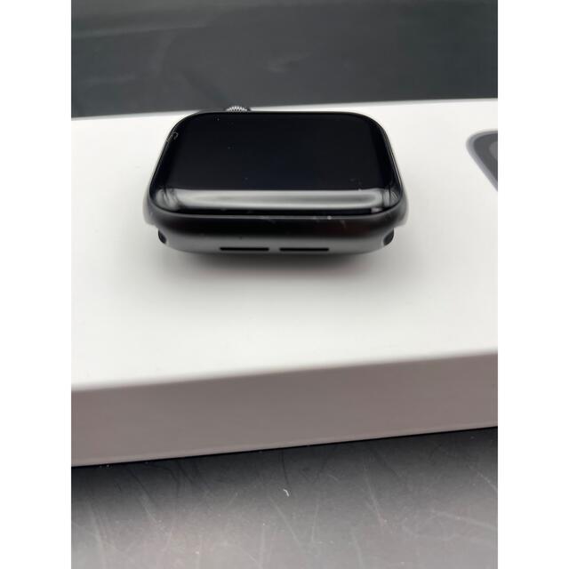 Apple Watch(アップルウォッチ)のApple Watch SE 40mm GPSモデル #22037 スマホ/家電/カメラのスマートフォン/携帯電話(その他)の商品写真