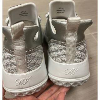 再再再..販 専用☆美品☆本物ロジェヴィヴィエ クリスタルバックル