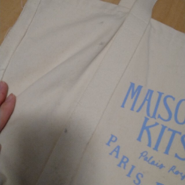 MAISON KITSUNE'(メゾンキツネ)のメゾンキツネ　トートバッグ レディースのバッグ(トートバッグ)の商品写真