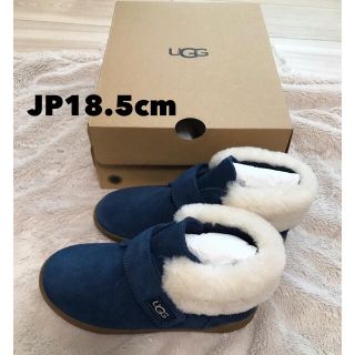 アグ(UGG)のセール！新品★UGG nolen キッズブーツ　ネイビー/18.5(ブーツ)