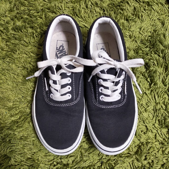 VANS(ヴァンズ)の☆VANS バンズ スニーカー 22㌢ オシャレ☆ キッズ/ベビー/マタニティのキッズ靴/シューズ(15cm~)(スニーカー)の商品写真