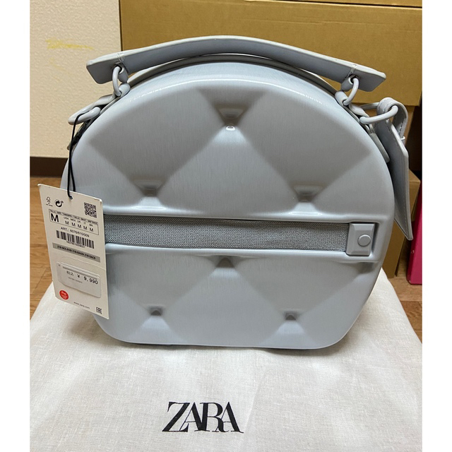 ZARA(ザラ)の新品 ZARA リジッド デザイントラベル ケース バッグ レディースのバッグ(スーツケース/キャリーバッグ)の商品写真