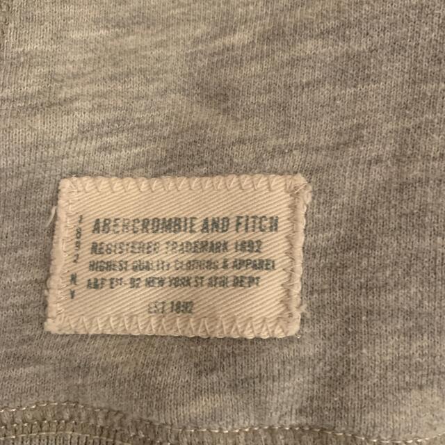 Abercrombie&Fitch(アバクロンビーアンドフィッチ)のアバクロンビーアンドフィッチAbercrombie&Fitch レディースのトップス(パーカー)の商品写真